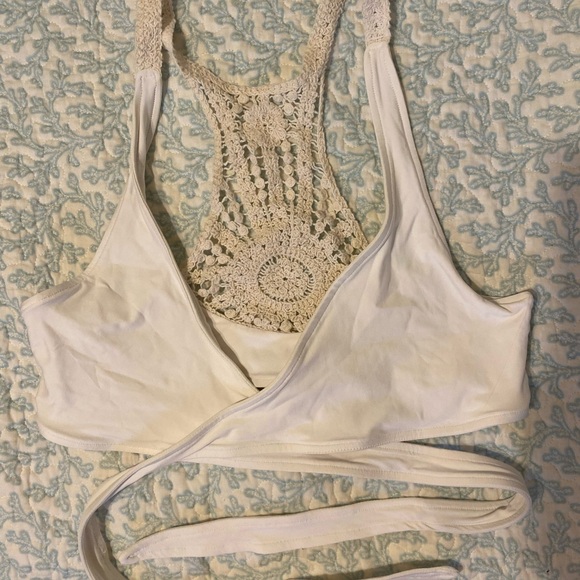 L Space white crochet Joey bikini set - Picture 5 of 8